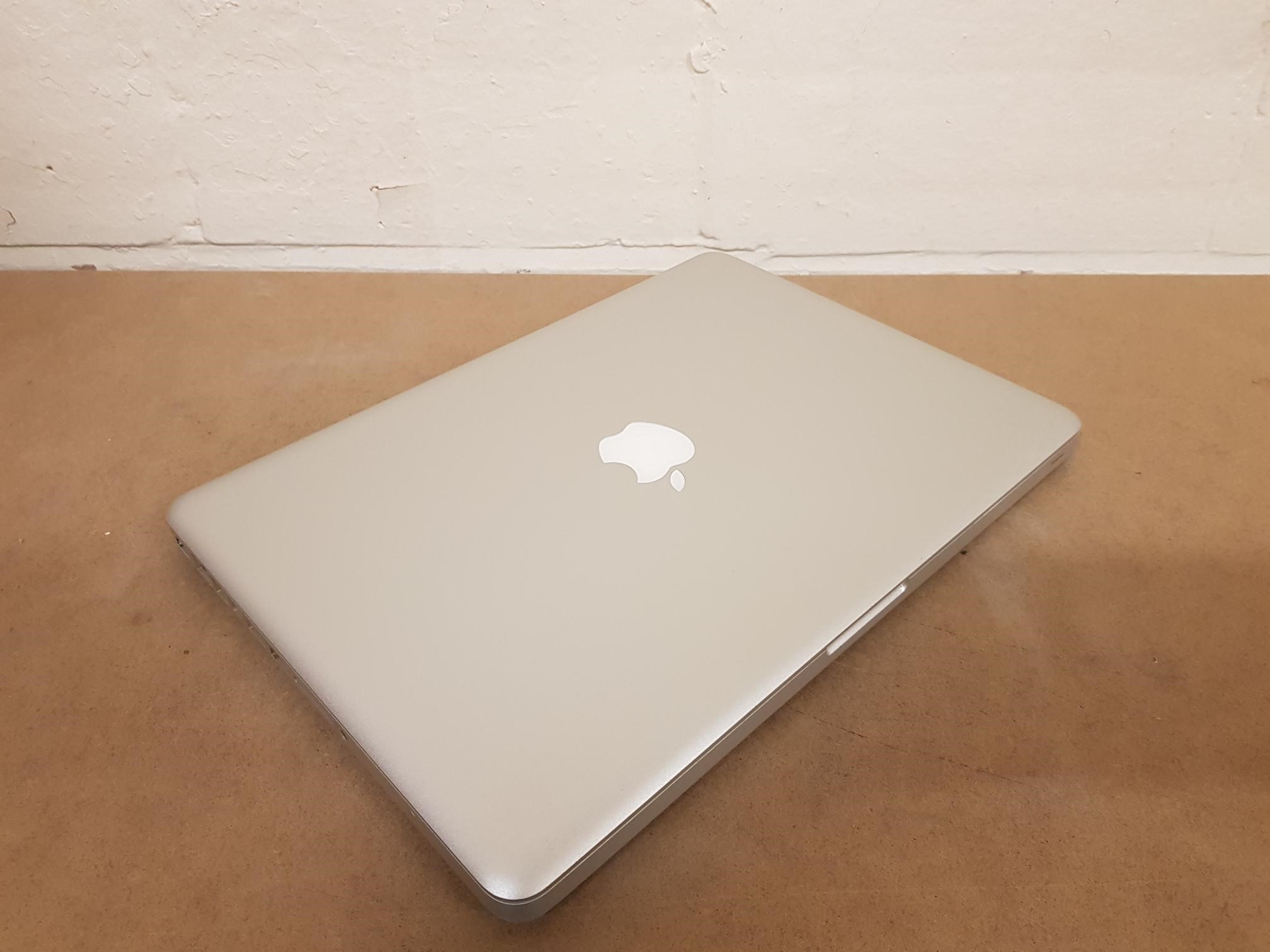 APPLE MACBOOK PRO DEAL 46 ALM Wholesale Ltd